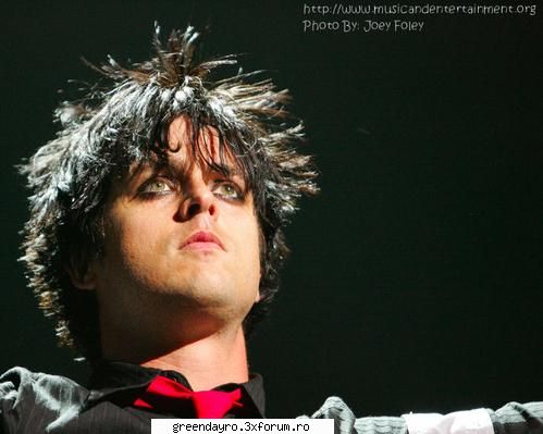 Billie Joe Armstrong - sfantu jimmy - Poze Green Day