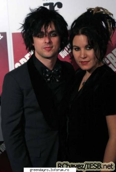 place frizura lui :nebun: k a mea :nebun: ;) billie joe armstrong