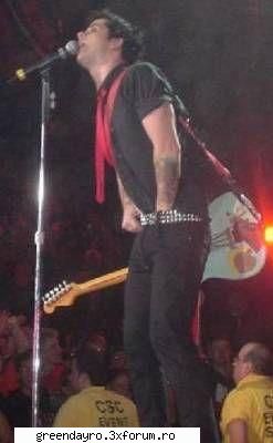 Billie Joe Armstrong - la ce se pricepe el cel mai bine part II - Poze Green Day